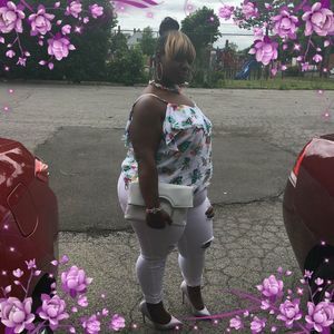 Meet your Posher, Nay